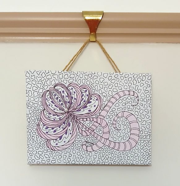 A photograph of a piece of textile art by Zozo Thomas.